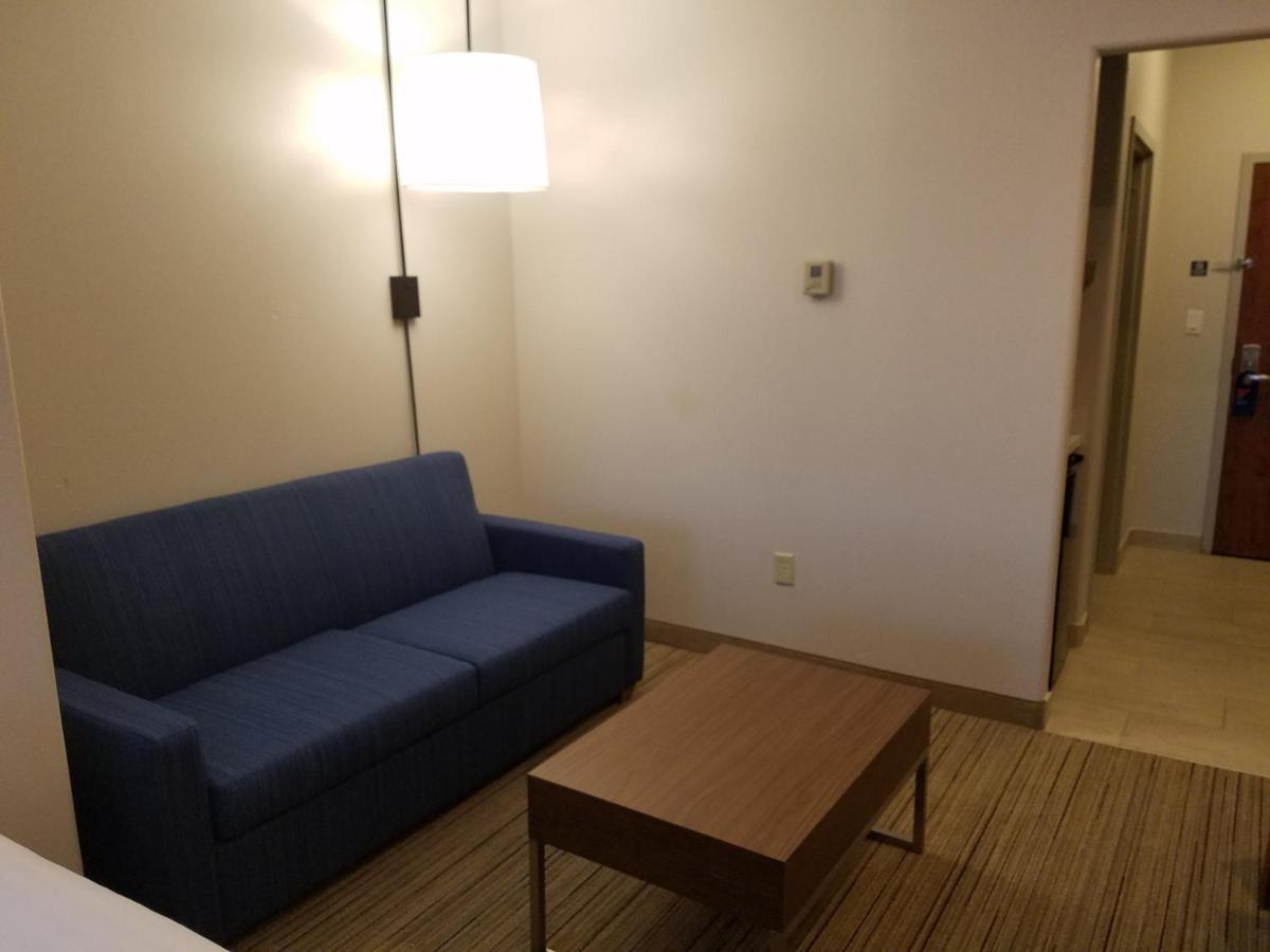 Holiday Inn Express Hotel & Suites Rio Grande City, An Ihg Hotel Стая снимка