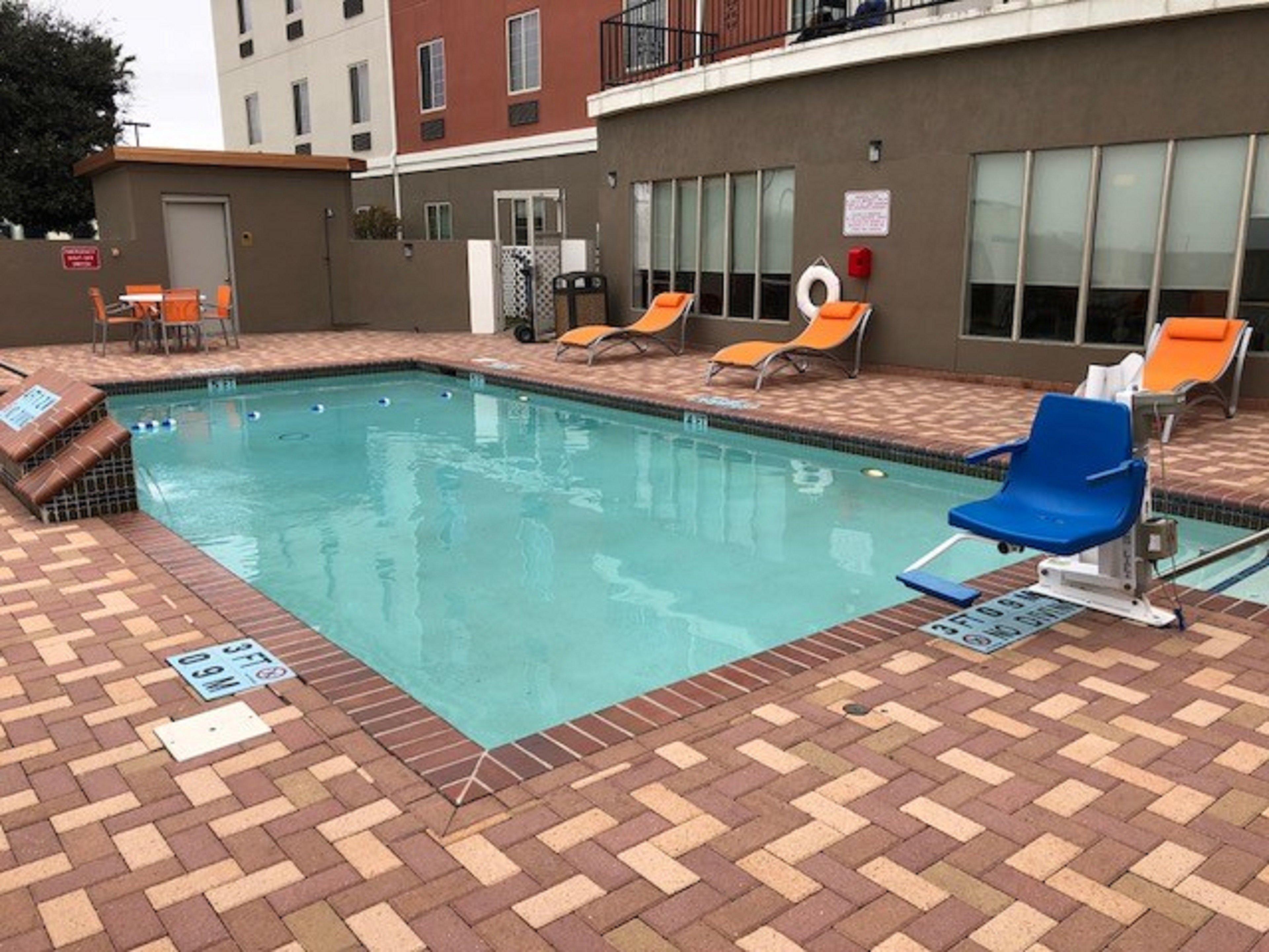 Holiday Inn Express Hotel & Suites Rio Grande City, An Ihg Hotel Екстериор снимка